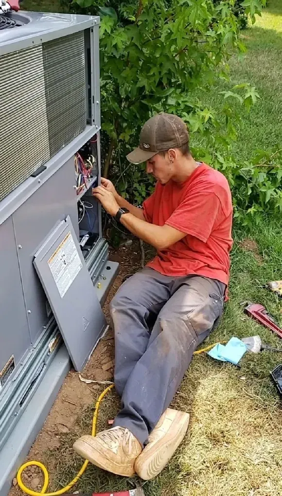 Prepare Your AC for Summer: Spring Tune-Up Guide 1 11a664b6 e27d 4d08 a39a c5e3e3142b41